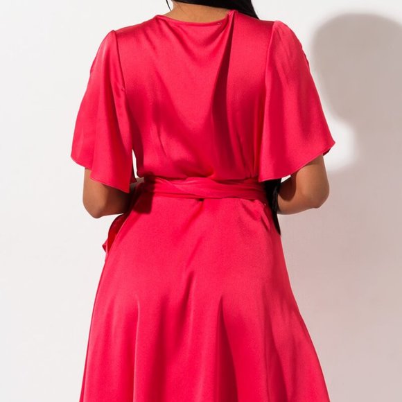 Super Cute Akira Dress - Picture 3 of 4